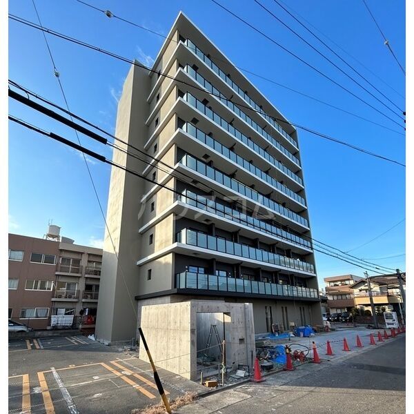 【名古屋市西区上名古屋のマンションの建物外観】