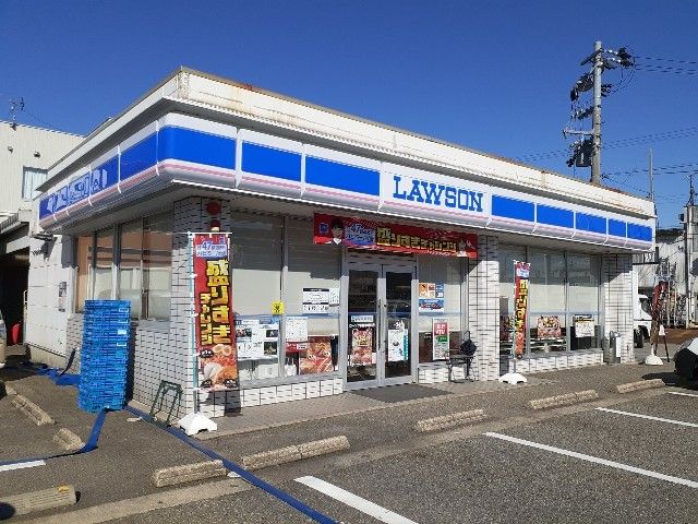 【富山市水橋町のアパートのコンビニ】