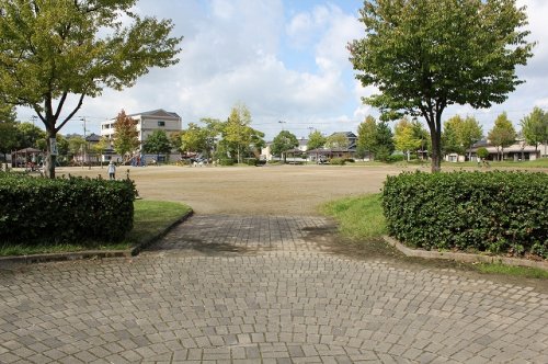 【パルコートＡの公園】