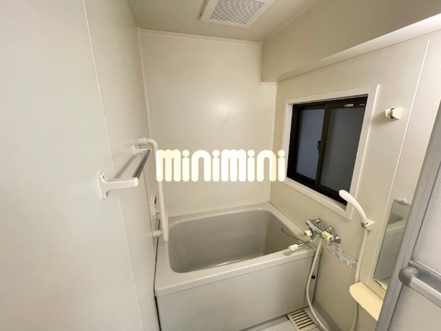 バス・シャワールーム　段落ちコンロ