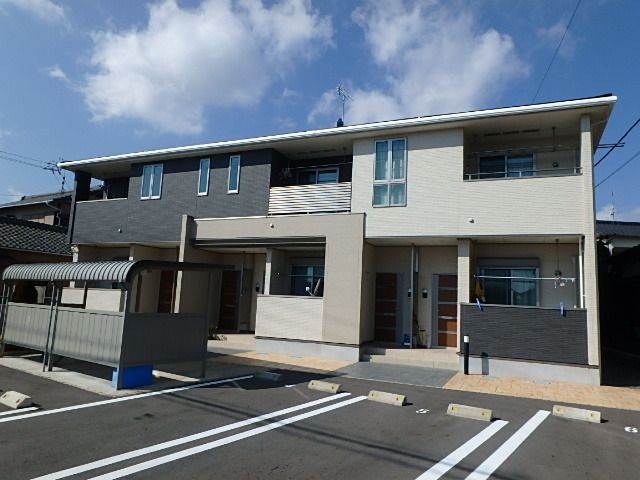 静岡県焼津市塩津（アパート）の賃貸物件の外観