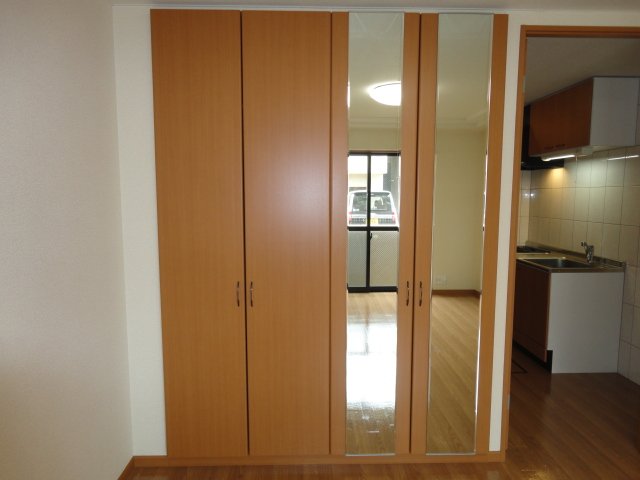 収納　クローゼット