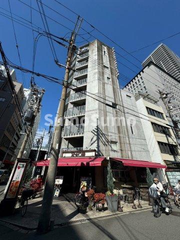 建物外観　外観は落ち着いています