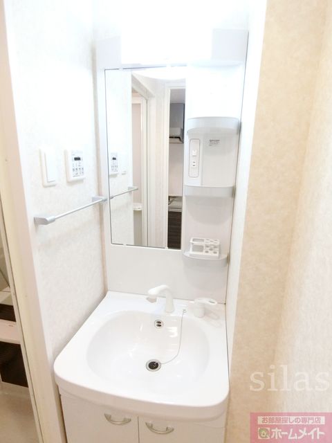 洗面設備　同メーカ―施工例