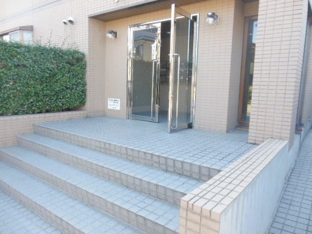 エントランス　★エントランスです★