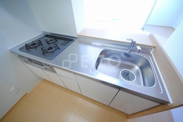 キッチン　同ハウスメーカー施工の１ＬＤＫ写真