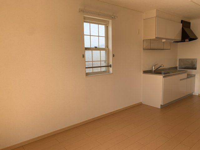 居室・リビング　※反転タイプとなります。内装の色など異なる場合があります。