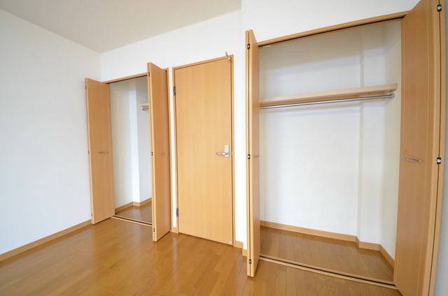 収納　★クローゼット×２、収納力はおまかせを★