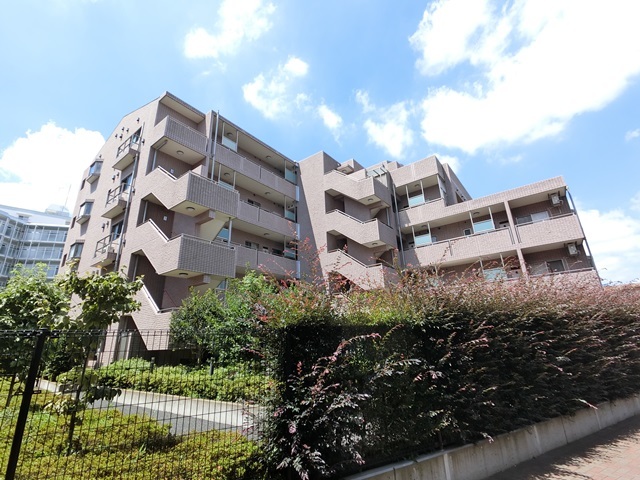 建物外観　ワンちゃんとの共生をコンセプトに設計されました賃貸マンション