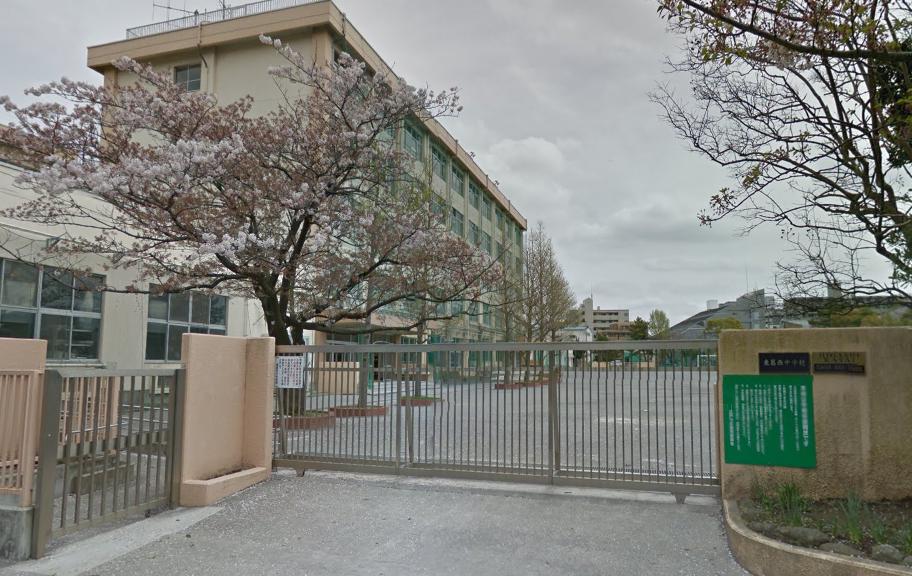 中学校　江戸川区立東葛西中学校（中学校）まで449m