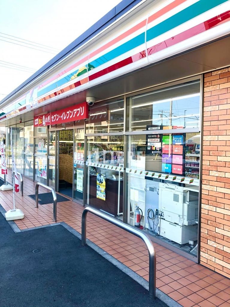 コンビニ　セブンイレブン日野豊田2丁目店（コンビニ）まで1700m
