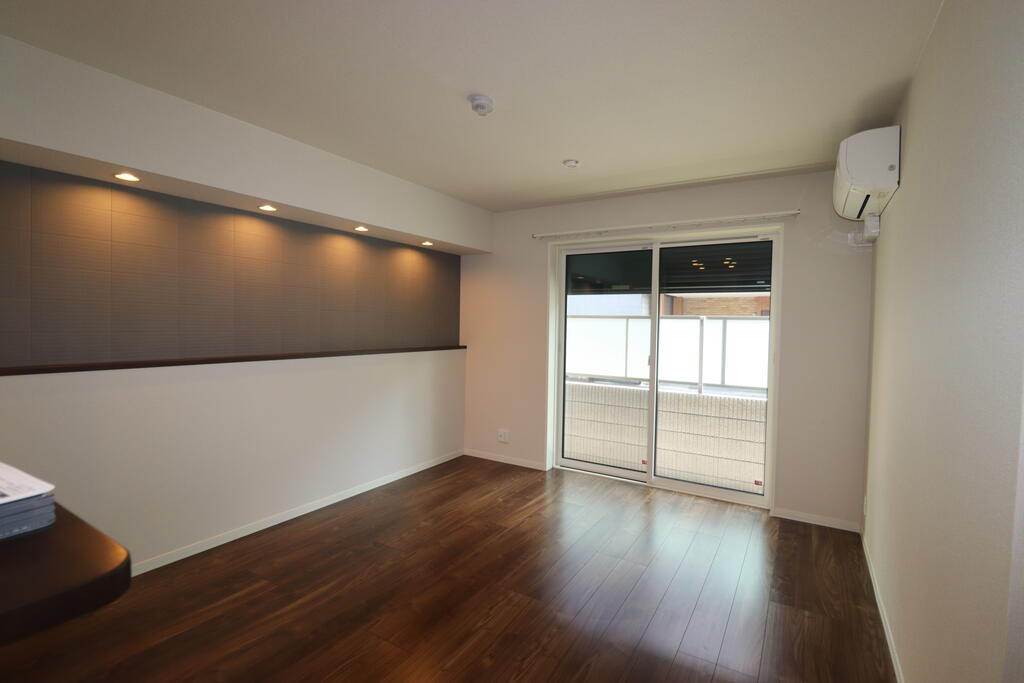 居室・リビング　リビング：別号室の写真