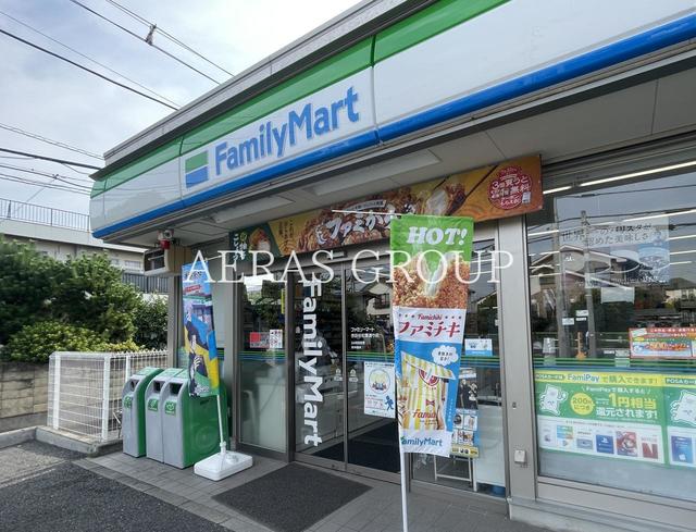 コンビニ　ファミリーマート 世田谷松葉通り店（コンビニ）まで193m