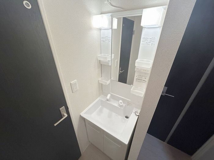 洗面設備　シャワー式独立洗面台