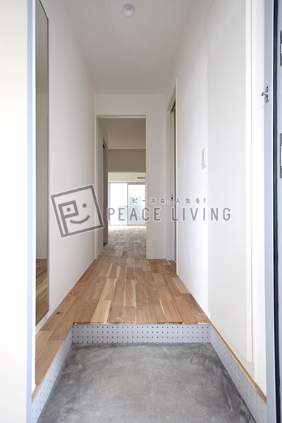 玄関　ピース・スクエア八万IIA棟