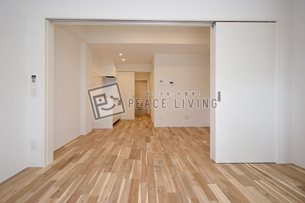 居室・リビング　ピース・スクエア八万IIA棟