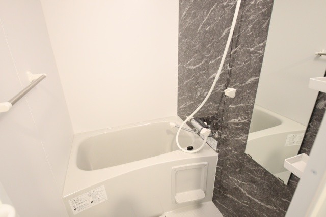 バス・シャワールーム　※別室の参考写真の為、現況優先です。