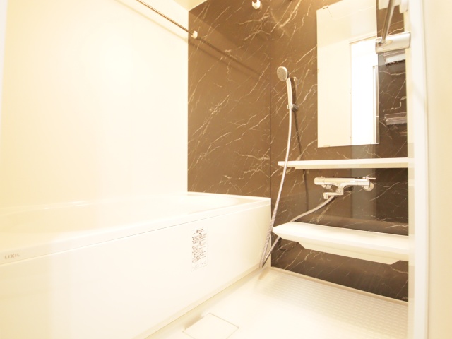バス・シャワールーム　※別室の参考写真の為、現況優先です。