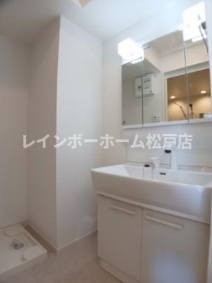 洗面設備　※同仕様施工参考写真