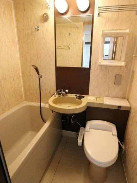 バス・シャワールーム