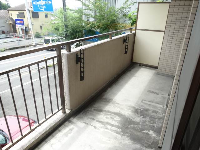 バルコニー　広めのバルコニー