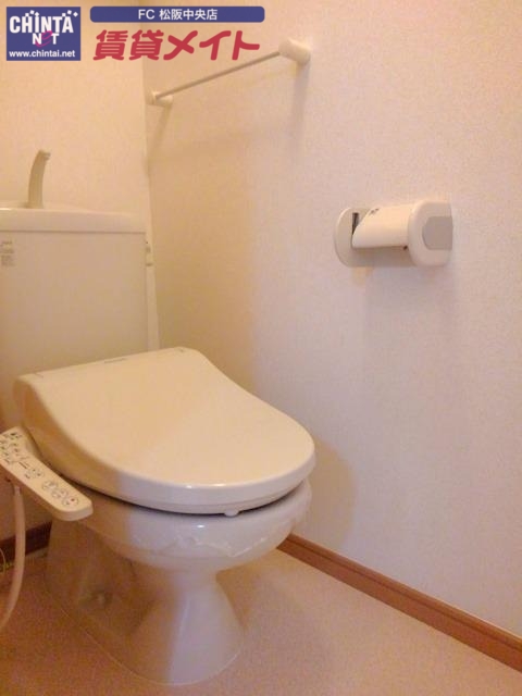 トイレ　同型画像参考