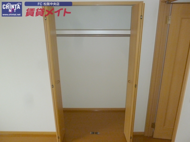 収納　同型画像参考