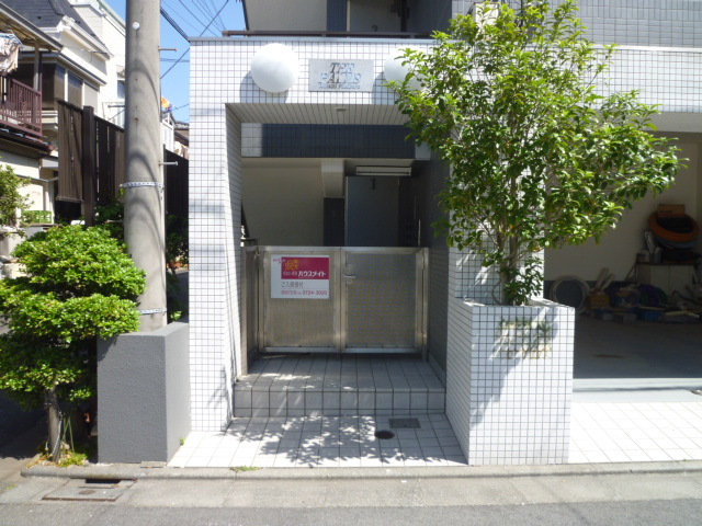 エントランス　★建物入口★