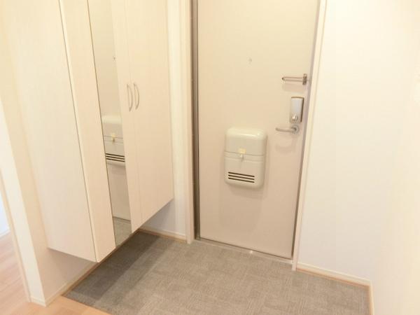 玄関　シューズボックスあり！