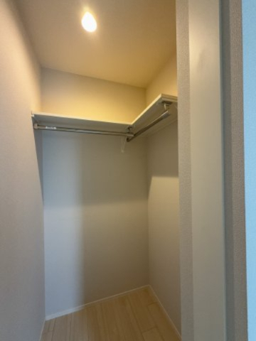 収納　※別部屋の室内写真でございます。