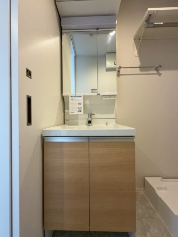 洗面設備　※別部屋の室内写真でございます。