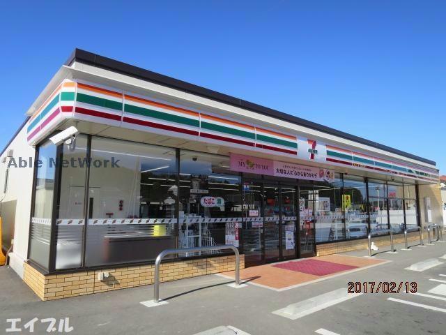 コンビニ　セブンイレブン袖ケ浦蔵波台2丁目店（コンビニ）まで707m