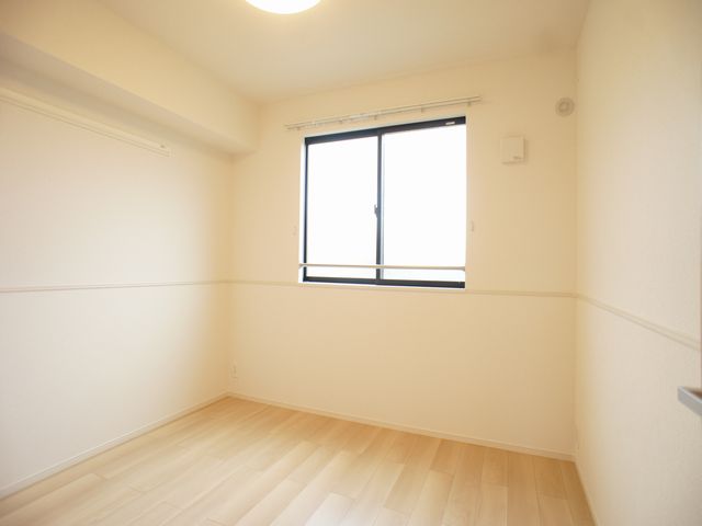 その他部屋・スペース　清潔感のあるきれいな洋間です♪