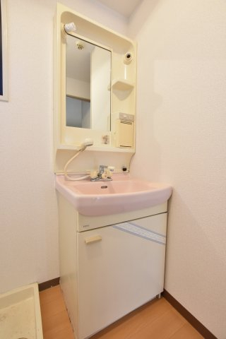 洗面設備　別号室の画像です。ご参考下さい