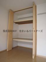 その他部屋・スペース　洋室にも広々収納です
