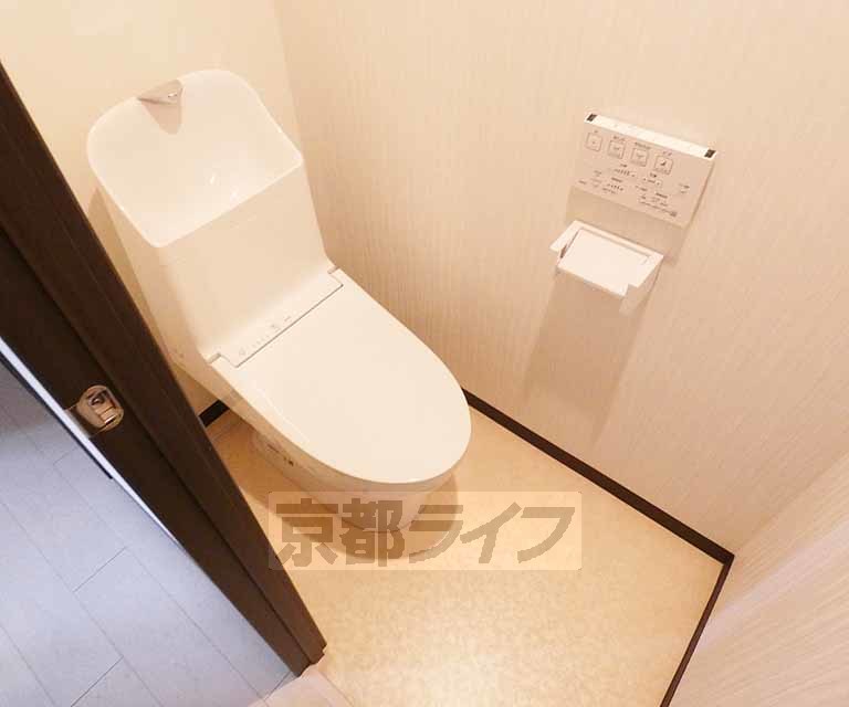 サクシード丹波橋西のトイレ写真