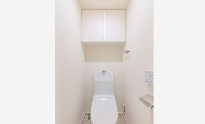 東急田園都市線 池尻大橋駅 徒歩4分 7階建 築2年のトイレ写真