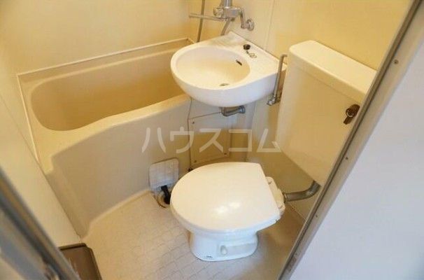 ファミーユ第2前川ビルのトイレ写真
