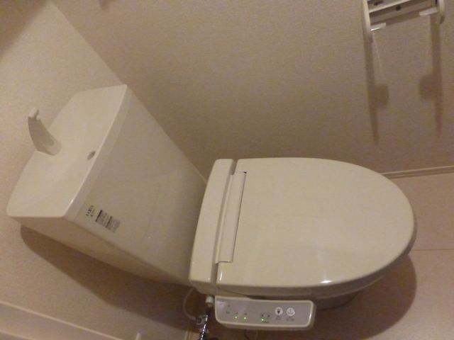 アグスターのトイレ写真