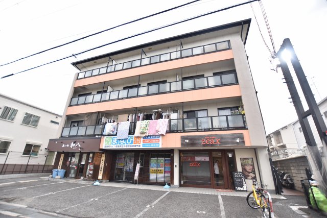 建物外観　外はこのようになっています