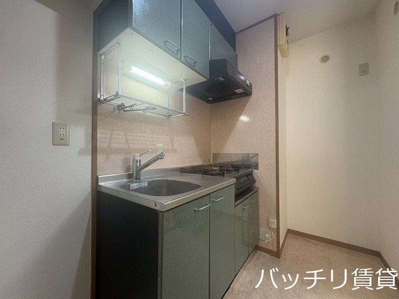 キッチン　別号室の画像。現況優先