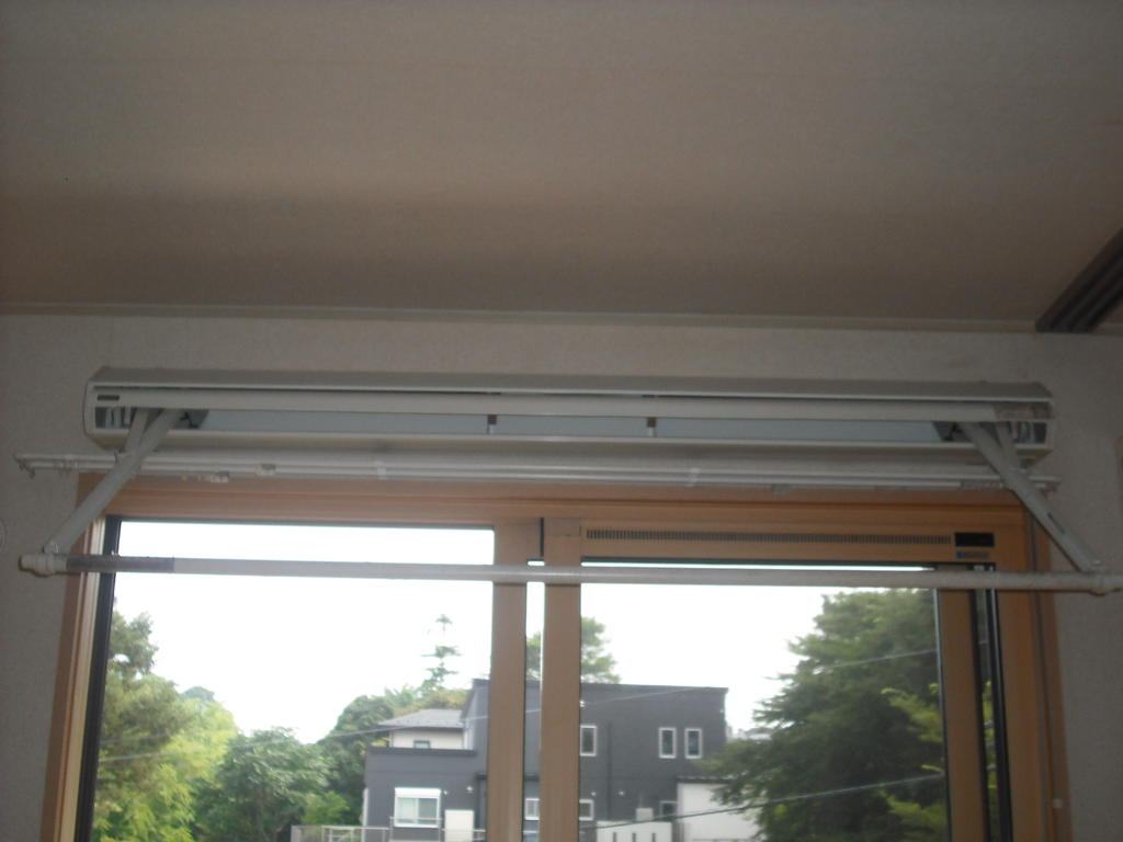 その他設備　室内物干し