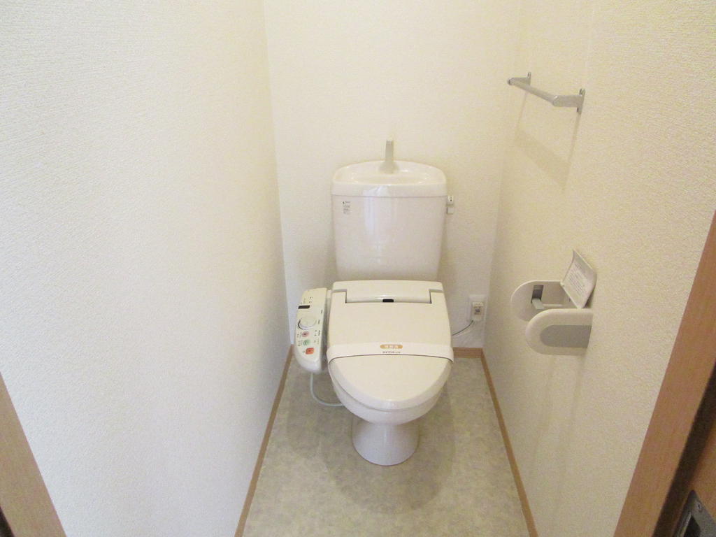 トイレ　ウォシュレットが付いています