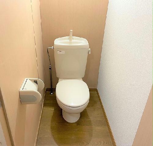【レオパレスシャルマンのトイレ】