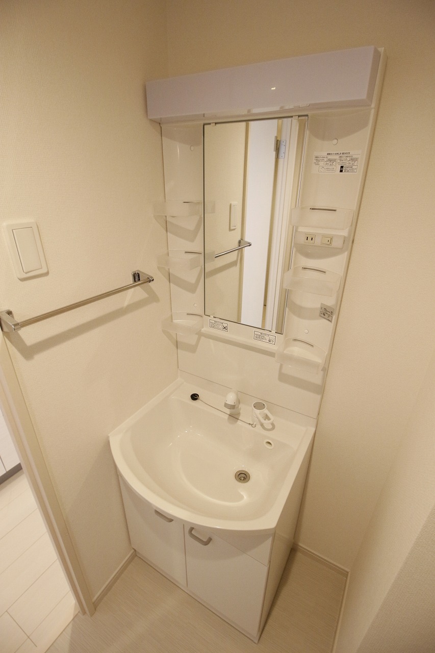 洗面設備　別の部屋の写真です