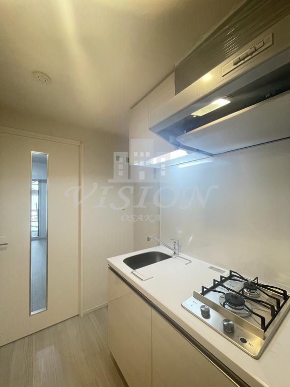 キッチン　写真は反転タイプです。