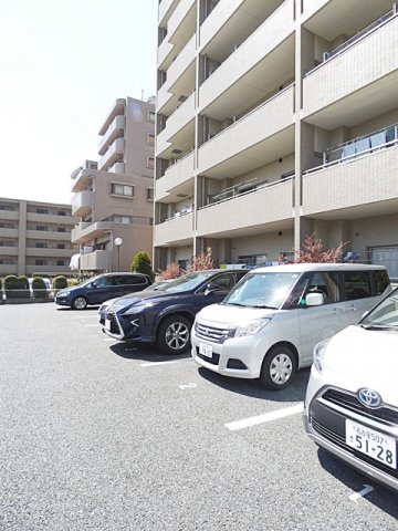 【Hill Palace IKAIの駐車場】