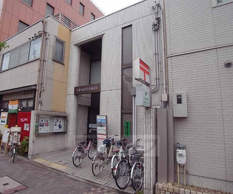 【京都市北区小山下総町のマンションの郵便局】