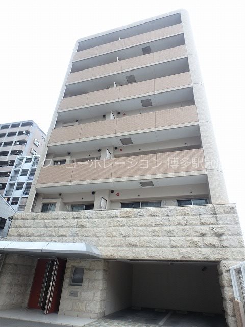 福岡市博多区上呉服町のマンションの建物外観