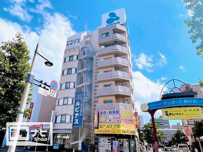 【高松市西の丸町のマンションの建物外観】